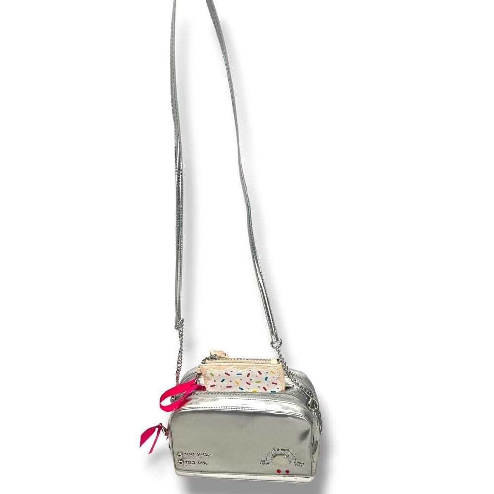 BETSEY JOHNSON Rare 1st Edition "Get Toasted" Crossbody Bag  Kitschy  Unique